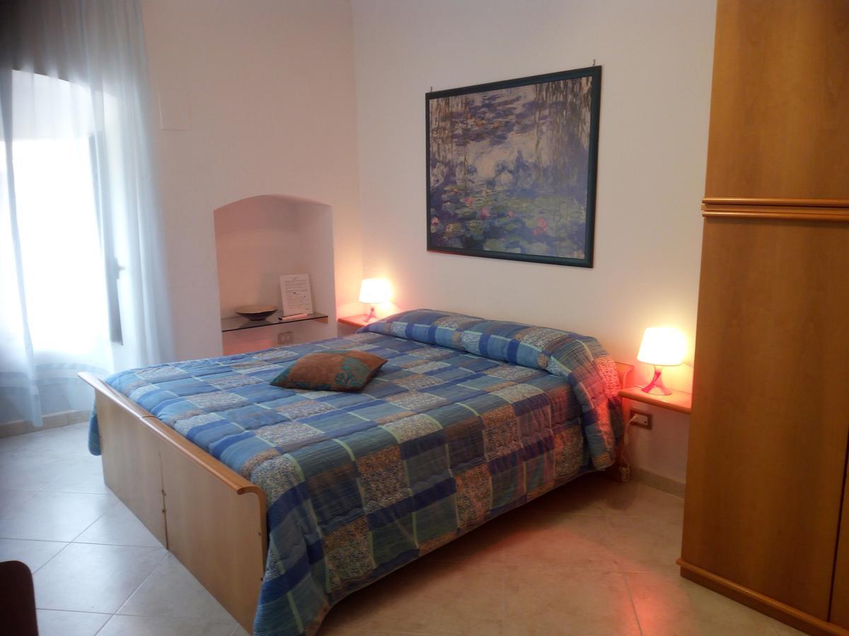 Bed and Breakfast Il Giardino Di Niu Palombaio Esterno foto
